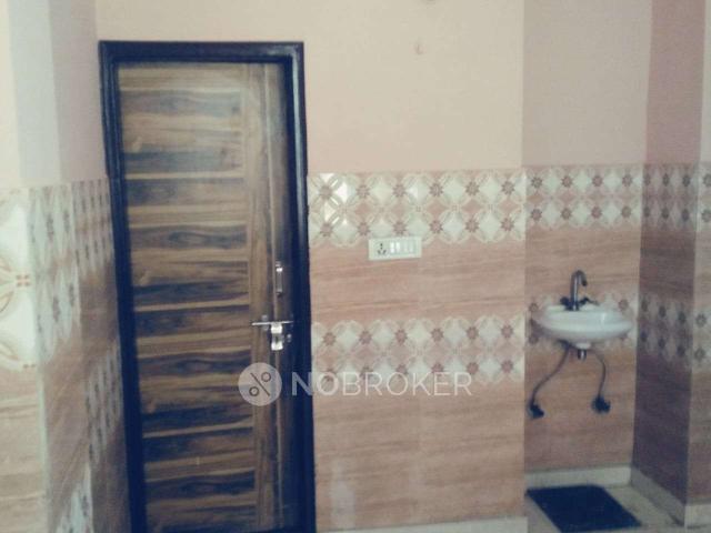 Flat for rent in Central Delhi, Deri