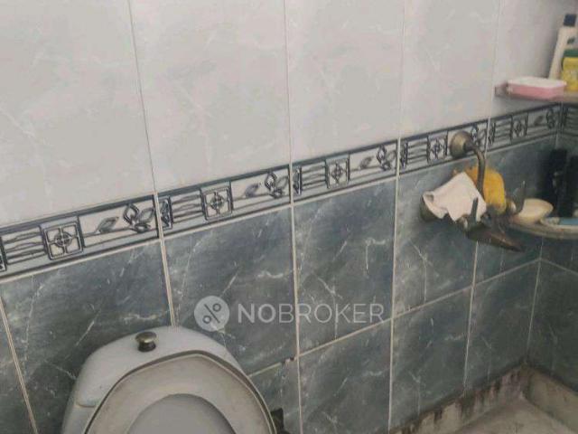 Flat for rent in Deri