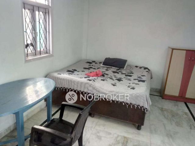 Flat for rent in Deri