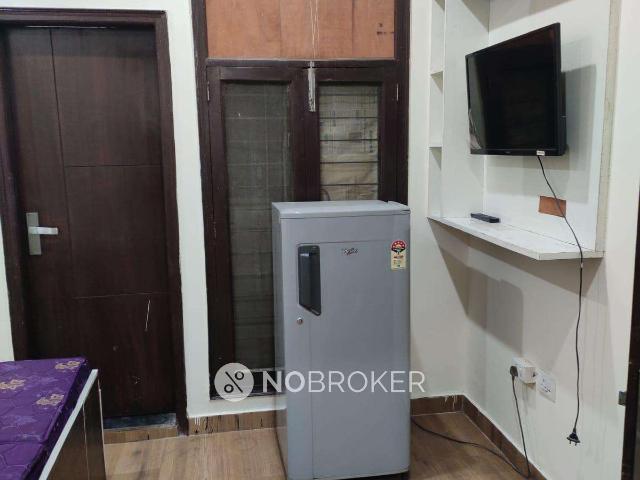 Flat for rent in Deri