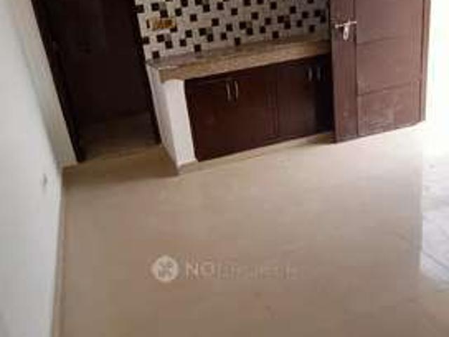 Flat for rent in South Delhi, Deri