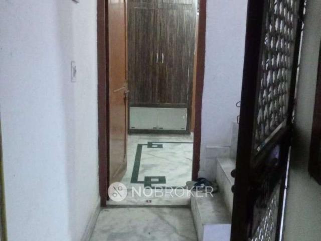 Flat for rent in East Delhi, Deri