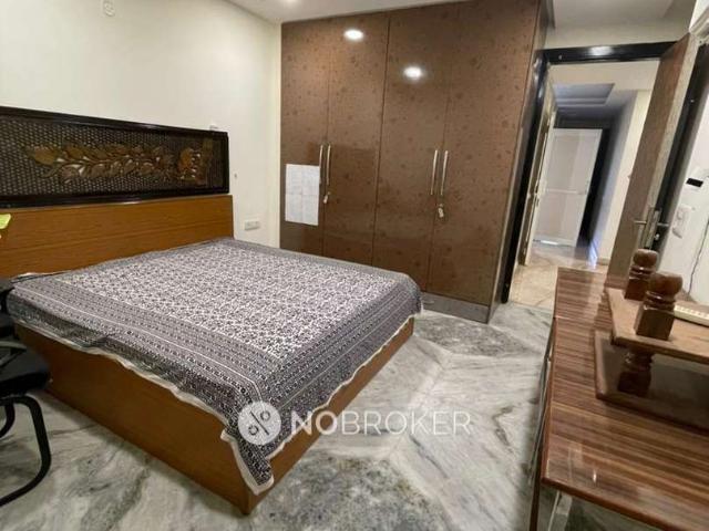 Flat for rent in North Delhi, Deri