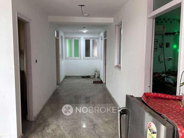 Flat for rent in East Delhi, Deri