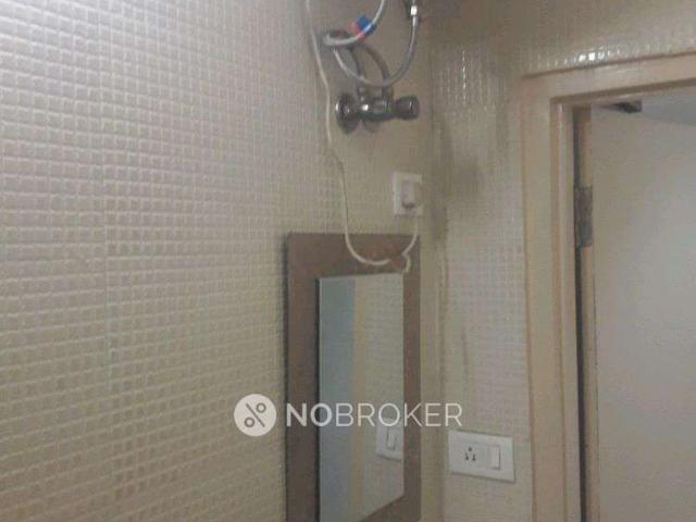 Flat for rent in North West Delhi, Deri