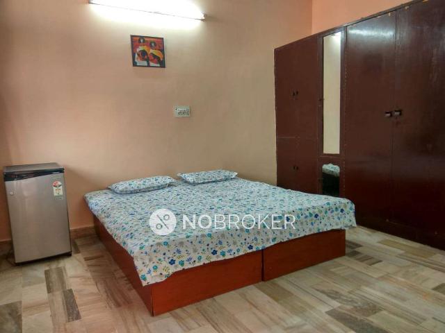 Flat for rent in West Delhi, Deri