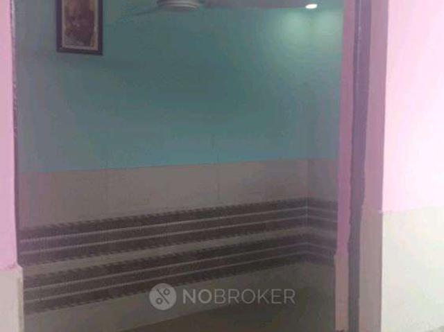 Flat for rent in North West Delhi, Deri