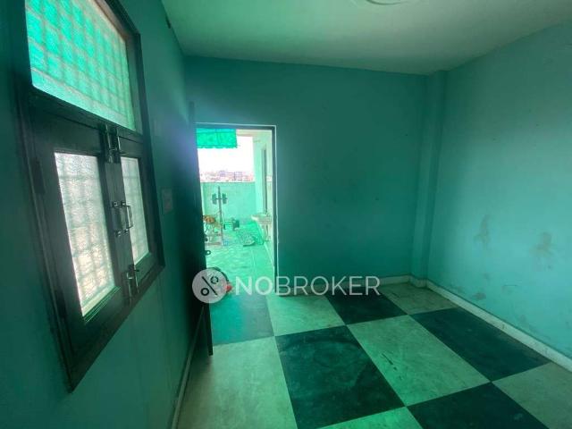 Flat for rent in North West Delhi, Deri