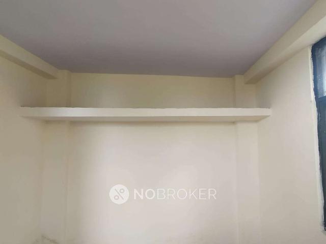 Flat for rent in Deri