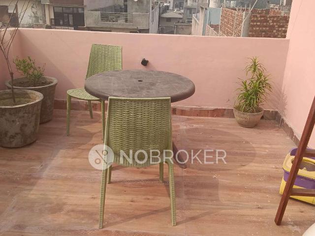 Flat for rent in Mukhram Garden, Delhi