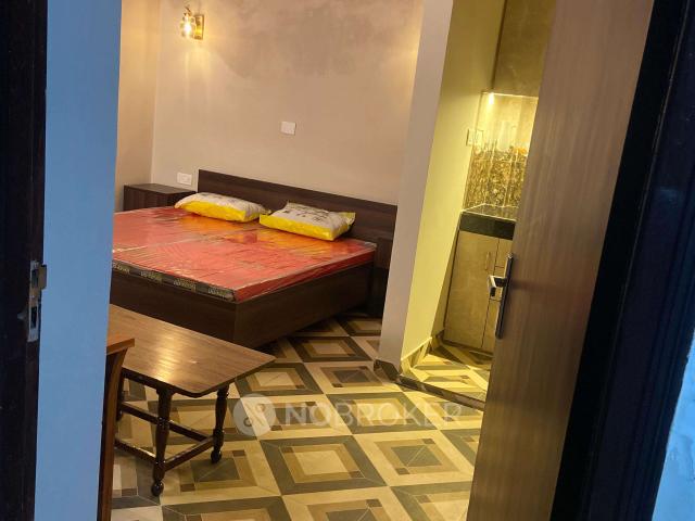 Flat for rent in Deri