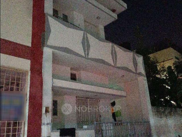 Flat for rent in Thyagaraja Nagar, Bengaluru