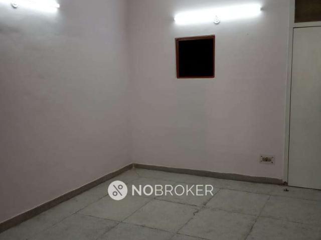 Flat for rent in South Delhi, Deri