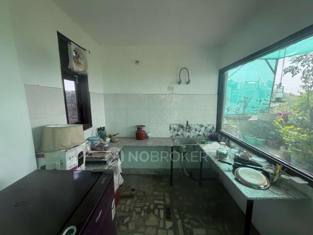 Flat for rent in South Delhi, Deri