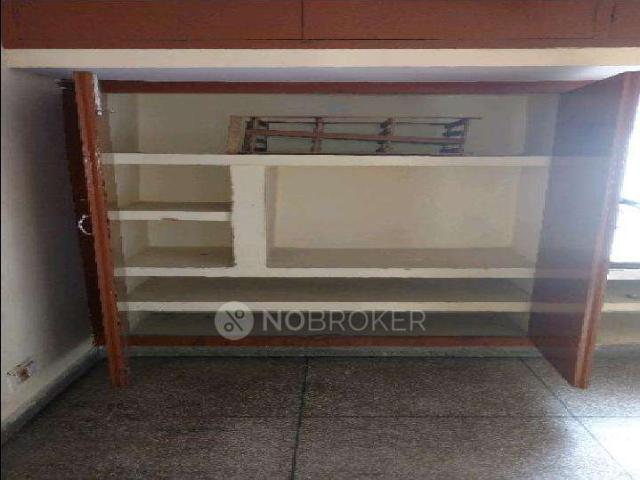 Flat for rent in West Delhi, Deri