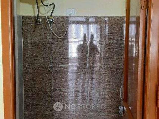Flat for rent in Deri