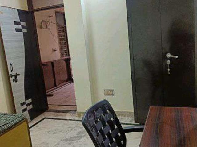 Flat for rent in East Delhi, Deri