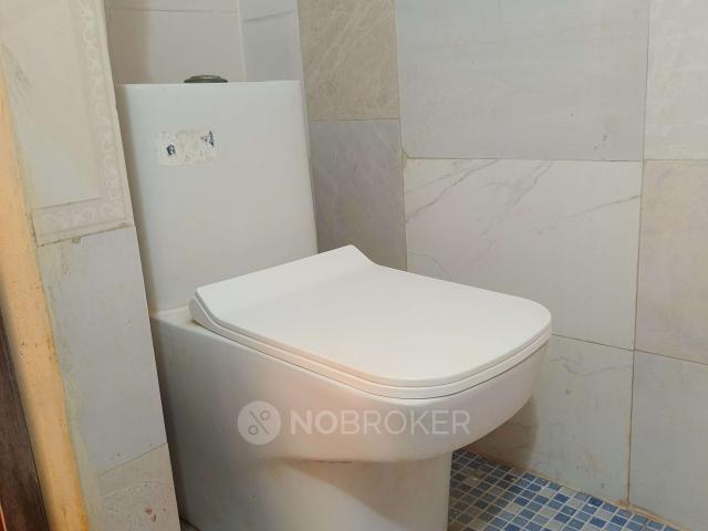 Flat for rent in Adyar, Tamil Nadu