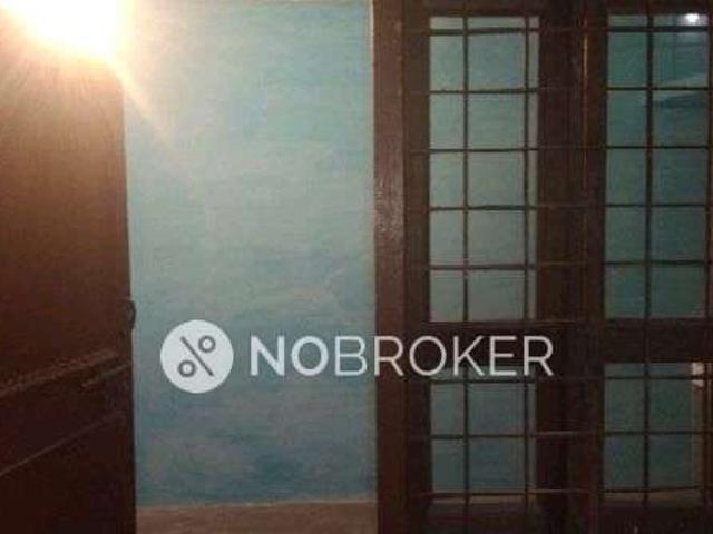 Flat for rent in Deri