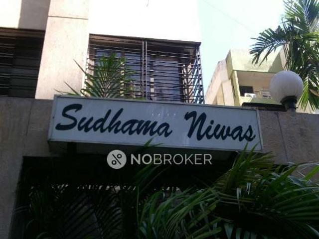 Flat for rent in Khar, Mumbai