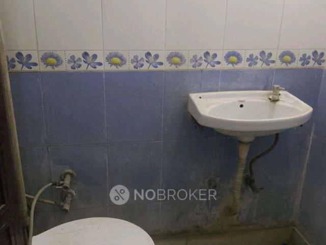 Flat for rent in Deri