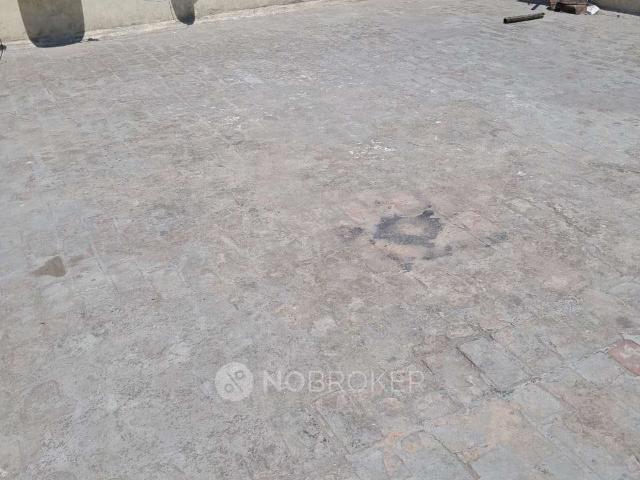 Flat for rent in North West Delhi, Deri