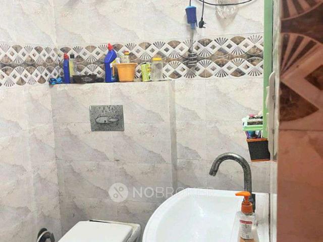Property for rent in West Delhi, Deri