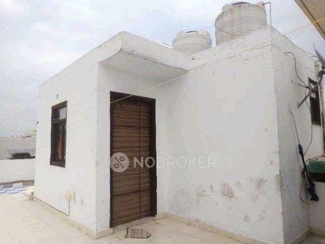 Property for rent in Hariana