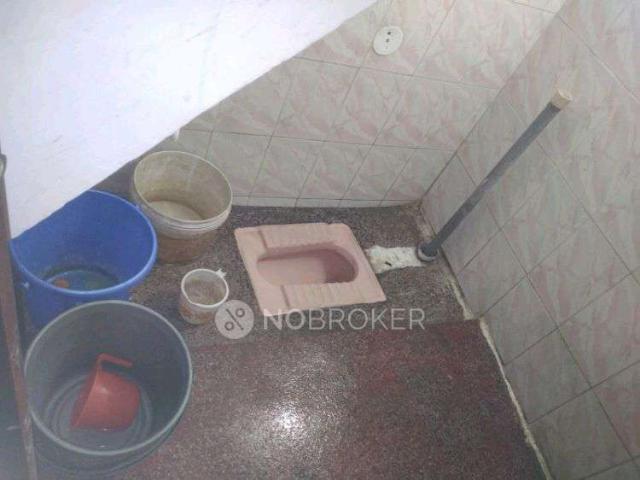 Property for rent in East Delhi, Deri