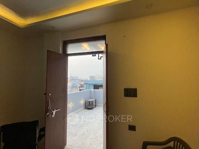 Property for rent in East Delhi, Deri