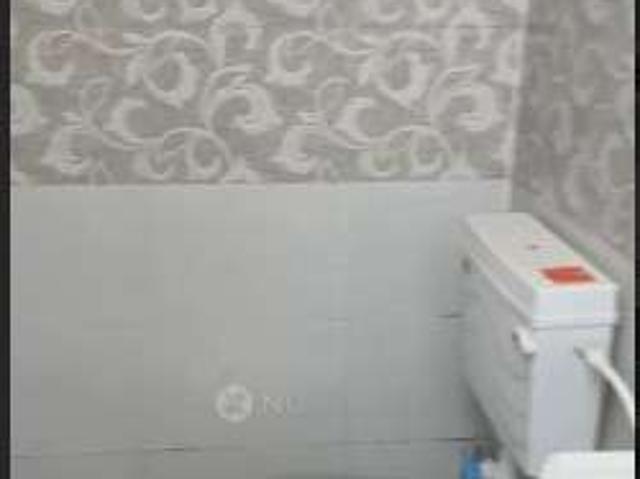 Property for rent in Deri