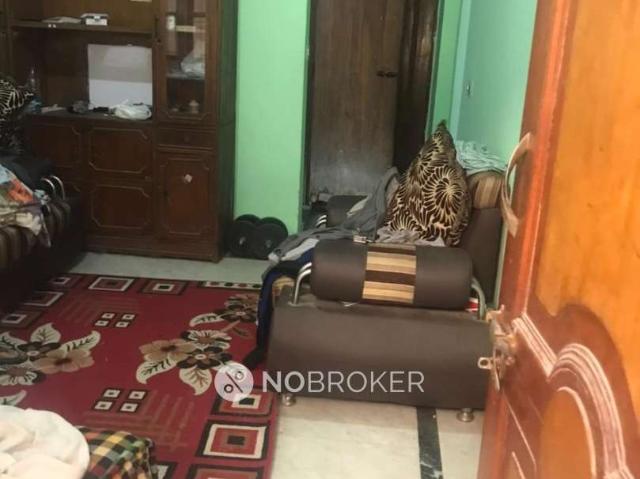 Property for rent in Deri