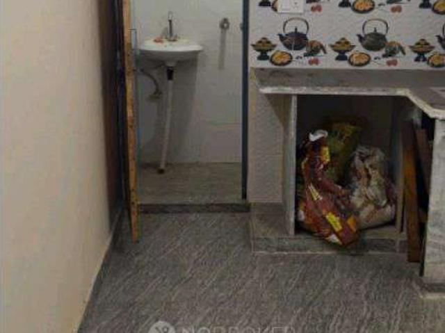 Property for rent in East Delhi, Deri