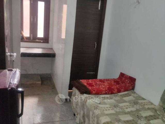 Property for rent in South Delhi, Deri