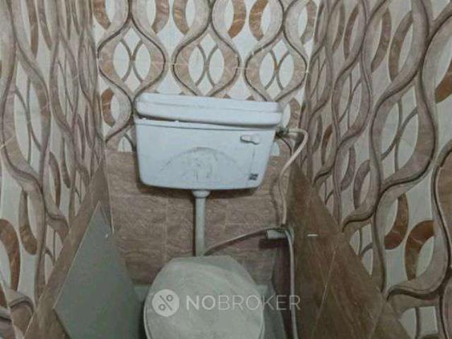 Property for rent in East Delhi, Deri