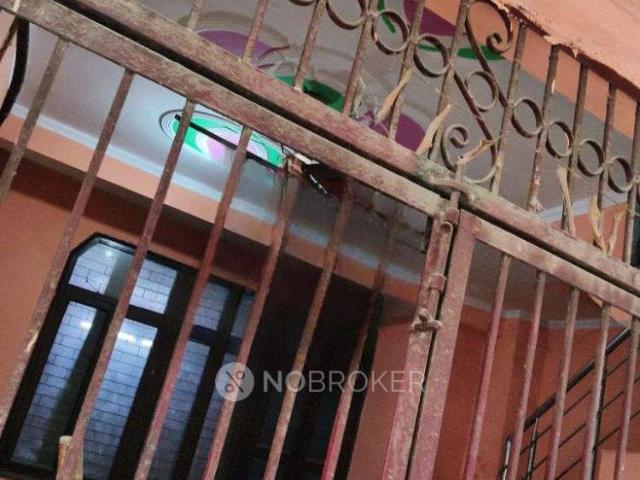 Property for rent in East Delhi, Deri