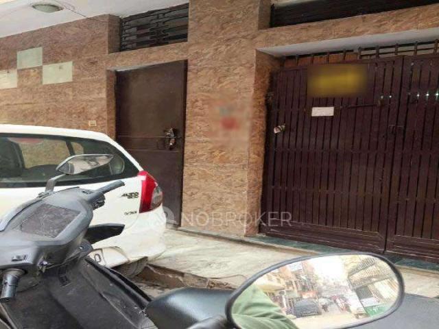 Property for rent in North Delhi, Deri