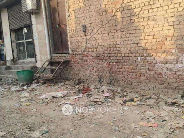 Property for rent in Hariana