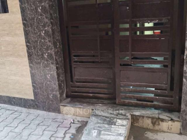 Property for rent in Hariana