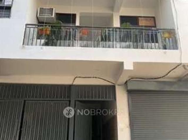 Property for rent in Hariana