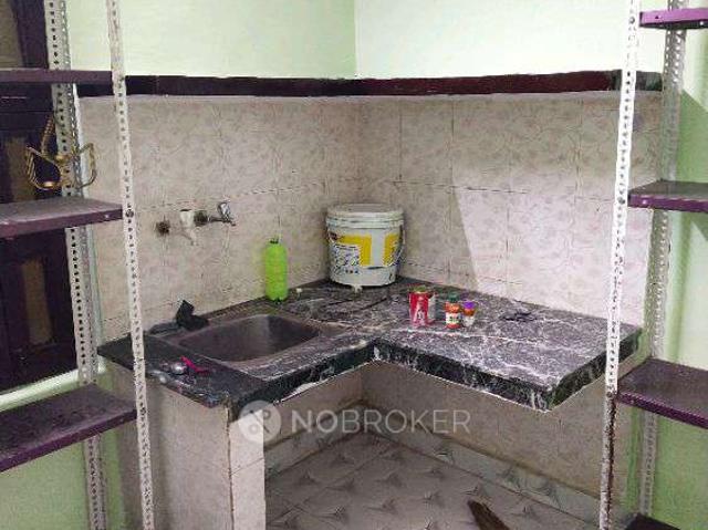 Property for rent in East Delhi, Deri