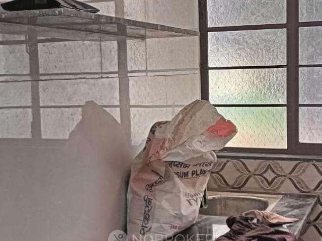 Property for rent in Madipur, Delhi