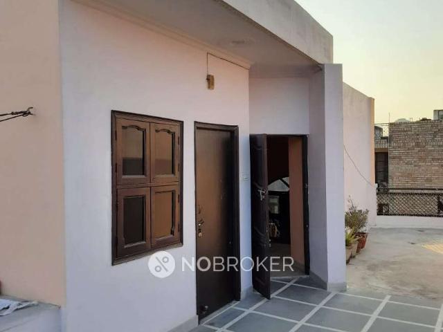 Property for rent in Hariana