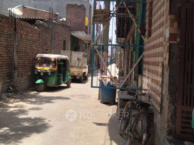 Property for rent in Hariana