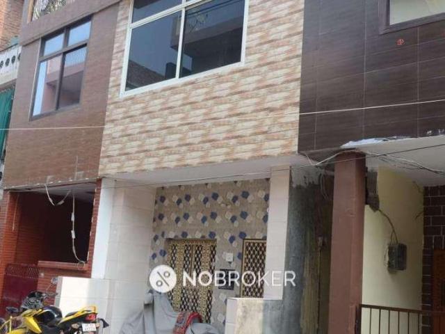 Property for rent in Hariana