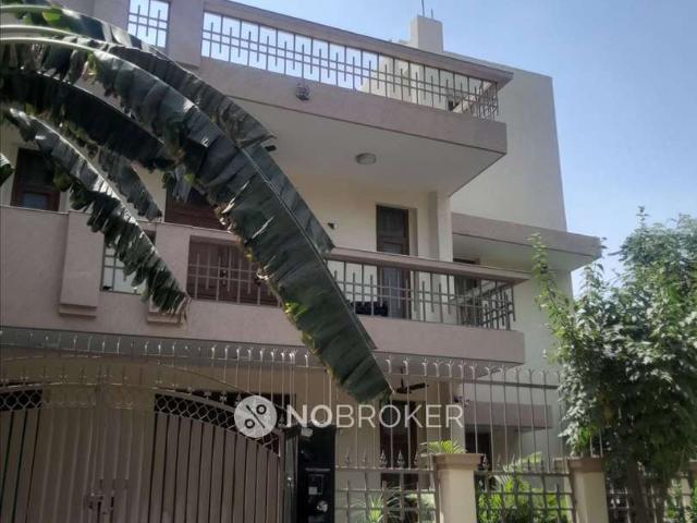 Property for rent in Hariana
