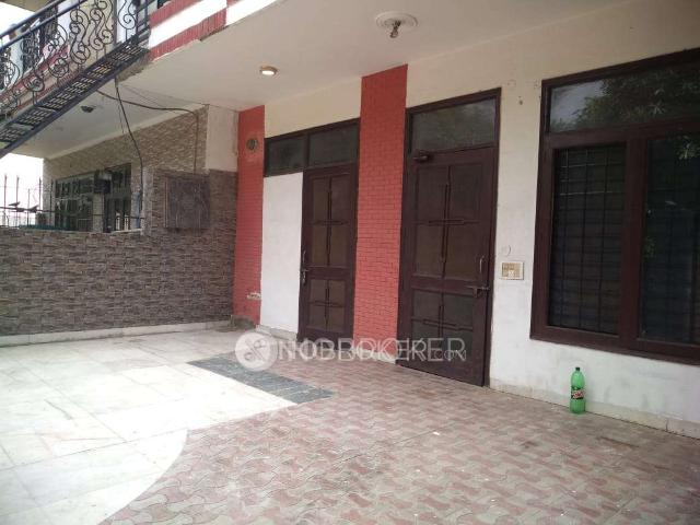 Property for rent in Hariana