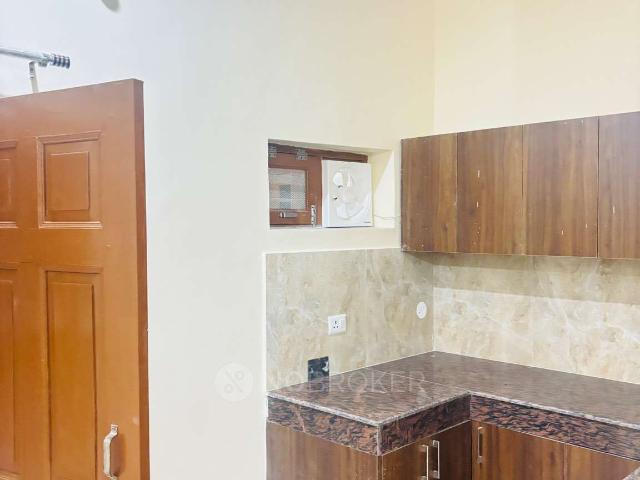 Property for rent in Hariana