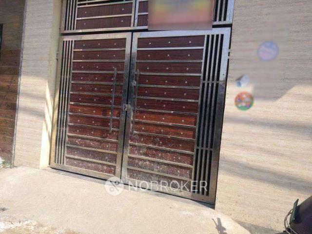 Property for rent in Hariana