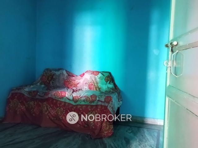 Property for rent in Deri